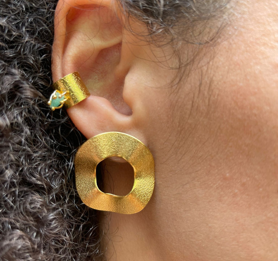 Serena Wave Hoops