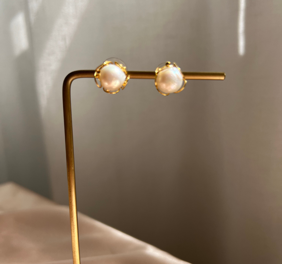 Darla Pearl Studs
