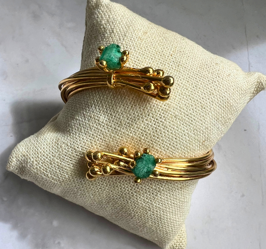 Nido Emerald Cuff