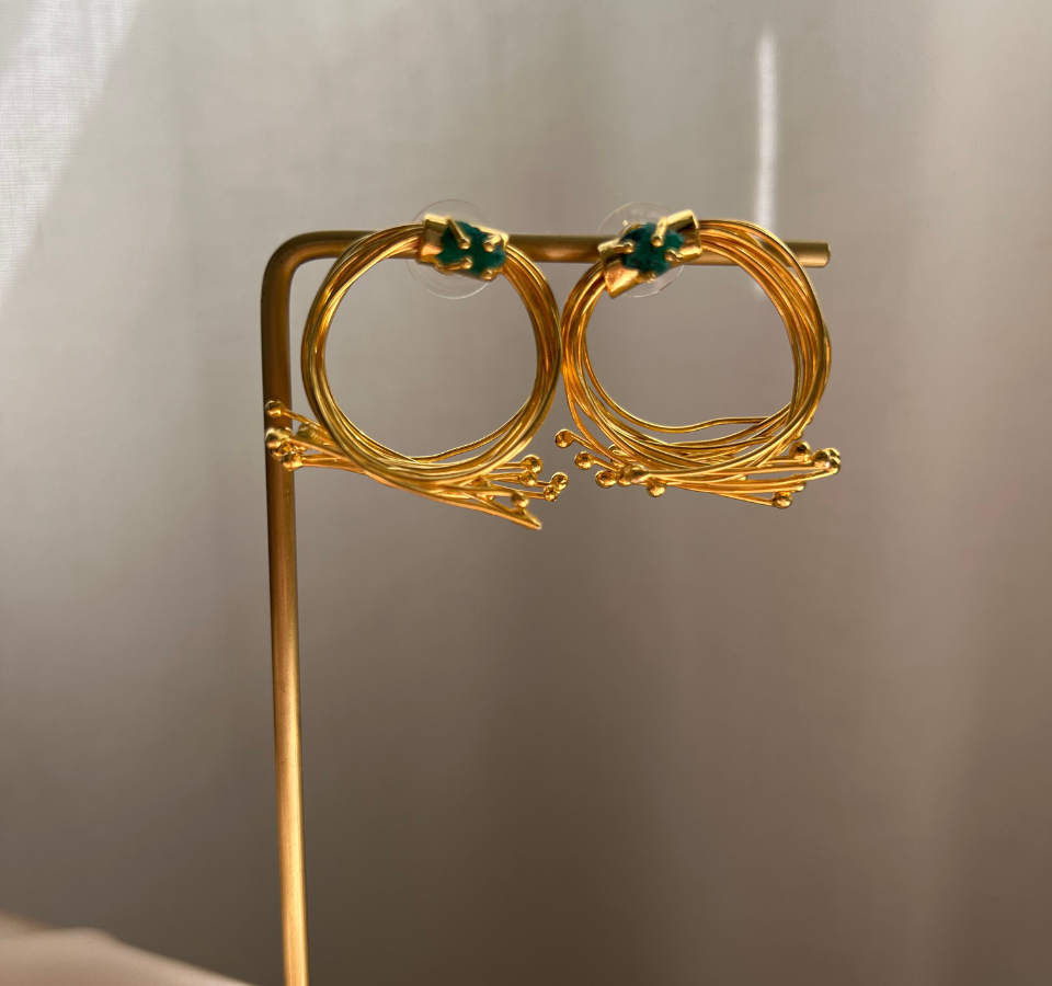Nido Emerald Hoops