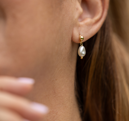 Pearl Drop Earrings