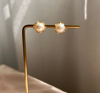 Darla Pearl Studs